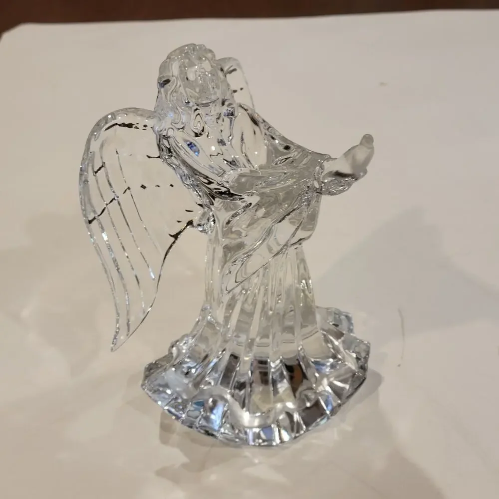 Lenox Irish Spring Prayer for Peace Angel with Dove Figurine Lead Crystal